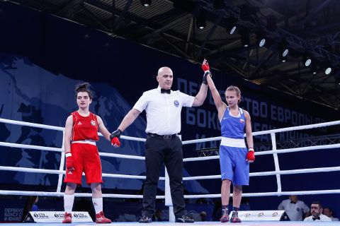 Боксеры Пальцева, Шамонова и Дынник стартовали с побед на первенстве Европы 19-22 во Владикавказе