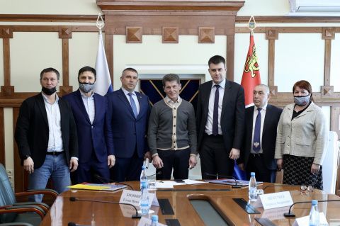 Губернатор Приморского края обсудил с генсеком Федерации бокса России подготовку национальной сборной к Олимпиаде и развитие бокса в регионе 