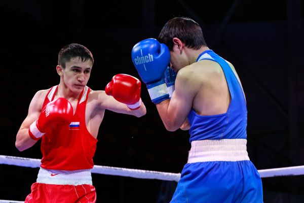 Фотогалерея второго дня чемпионата России по боксу среди молодежи 19-22 лет