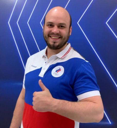 Иван Верясов рассказал об условиях проживания в олимпийской деревне и оценил картонные кровати в номерах