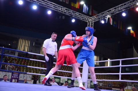 Прямая трансляция первенства Европы по боксу среди юношей и девушек 15-16 лет. Финал