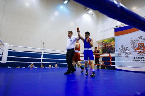 В Анапе прошел второй день первенства России по боксу среди юношей и девочек 13-14 лет