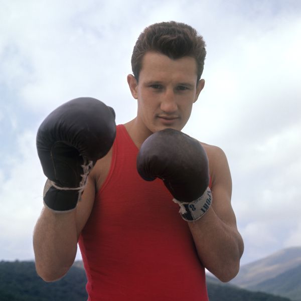 Поздравляем с днём рождения Евгения Фролова!