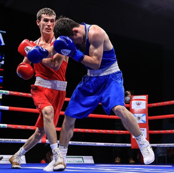 ПЯТЫЙ ДЕНЬ ЧЕМПИОНАТА: МНОГО БОЕВ…