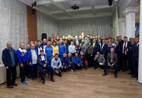 Умар Кремлёв провел совещание с представителями боксерских федераций Центрального федерального округа