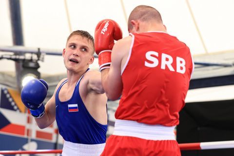 15 российских боксеров вышли в полуфинал первенства Европы среди молодежи 19-22 лет