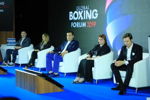 Итоги второго Всемирного боксерского форума подвели в Екатеринбурге