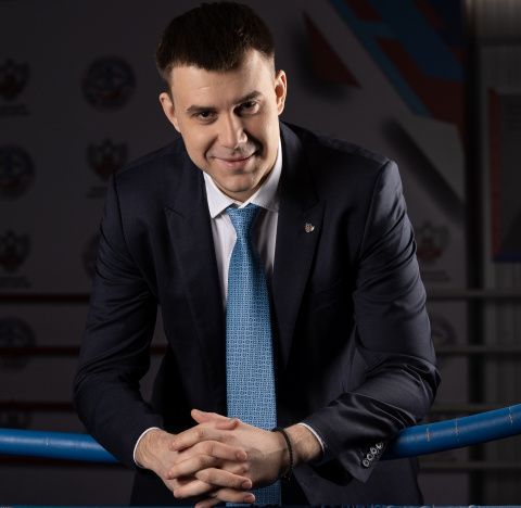 Кирилл Щекутьев: На Олимпиаде боксёры показывают хороший результат - уже минимум шесть медалей
