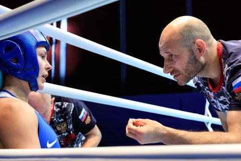 Альберт Муталибов: Екатерина Пальцева ставит перед собой новые цели, и на чемпионате России по боксу среди женщинона попробует себя в олимпийской категории