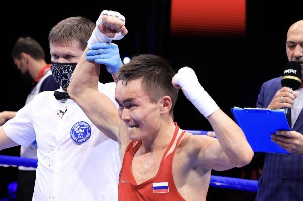 Василий Егоров и Альберт Батыргазиев стали победителями «Лига Ставок. Чемпионат России по боксу среди мужчин»