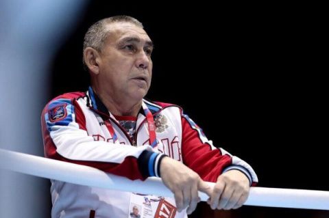 Виктор Фархутдинов: для боксеров важно выступать под российским флагом 