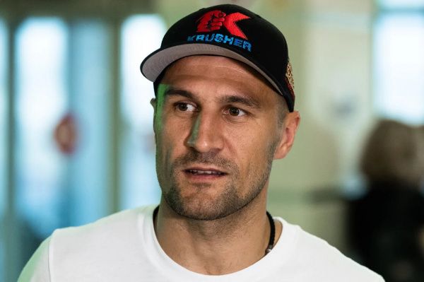 Сергей Ковалёв прилетел в Челябинск на бой с Ярдом