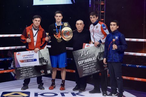 Эдгард Цамбов признан лучшим боксером чемпионата России среди молодежи, Санкт-Петербург выиграл общекомандный зачет