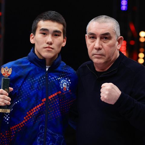 Виктор Фархутдинов: среди ребят 19-22 лет много хороших и перспективных боксеров