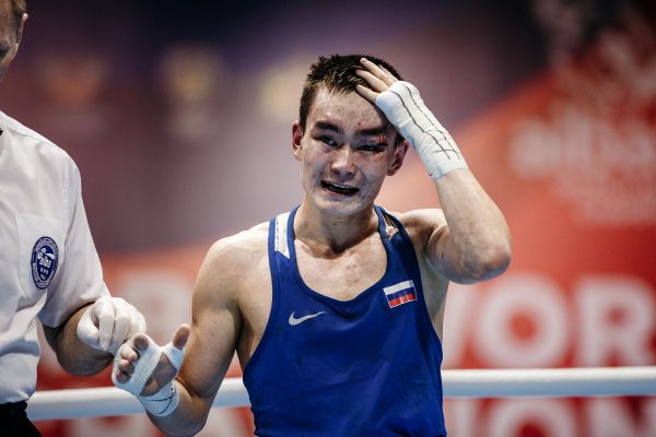 Василий Егоров не смог выйти в четвертьфинал чемпионата мира