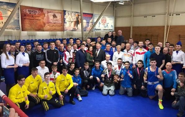 Сборная команда России по боксу среди юниоров успешно выступила на международном турнире в Комсомольске-на-Амуре
