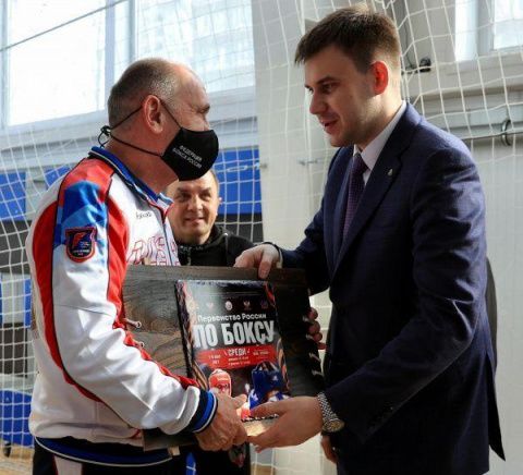 Генеральный секретарь Федерации бокса России Кирилл Щекутьев посетил первенство России в Ульяновске