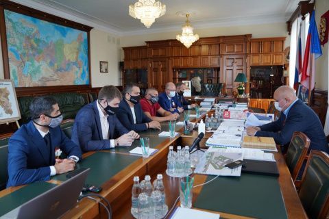 Генеральный секретарь Федерации бокса России Умар Кремлёв встретился с губернатором Кемеровской области Сергеем Цивилёвым