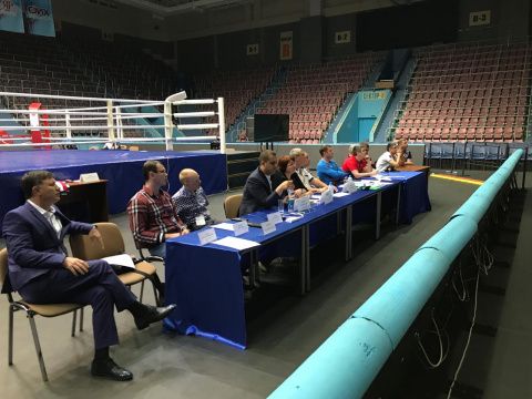 Генеральный секретарь Федерации бокса России провёл рабочее совещание в Оренбурге в преддверии финалов первенства России по боксу среди юниоров 17-18 лет