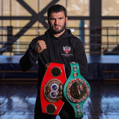 Артур Бетербиев: готовлюсь к Адаму Дайнесу на 100%