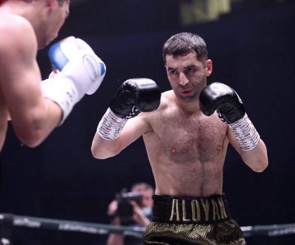 Поздравляем с Днём рождения Михаила Суреновича Алояна!