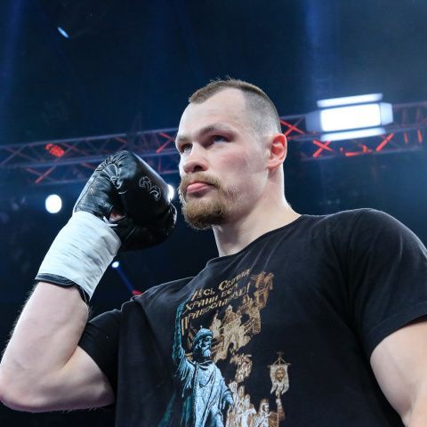 Алексей Егоров должен провести бой с суперчемпионом WBA Арсеном Гуламиряном