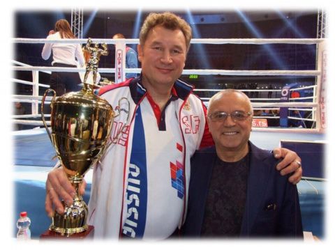 Российские боксеры одержали победу на турнире "Золотая перчатка" в Сербии