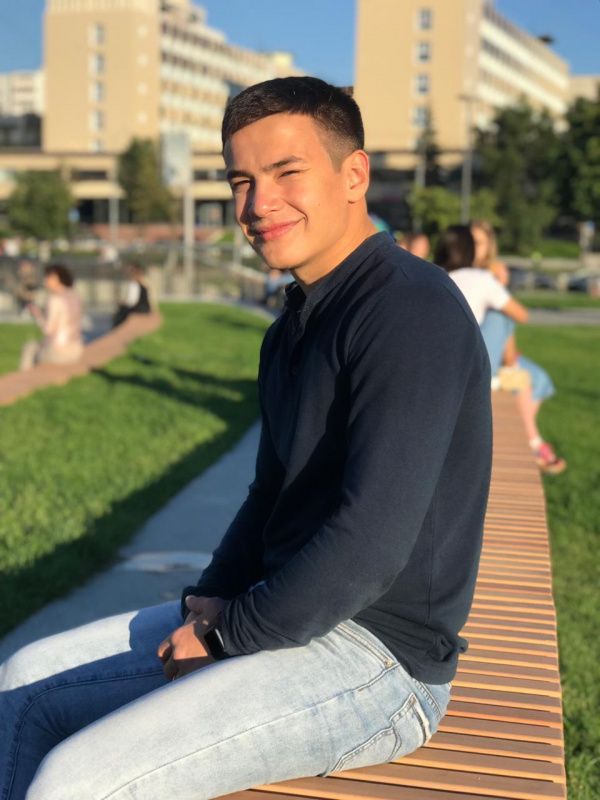 Боксер Данил Юлдашев спас людей из разбившегося автобуса в Пермском крае 