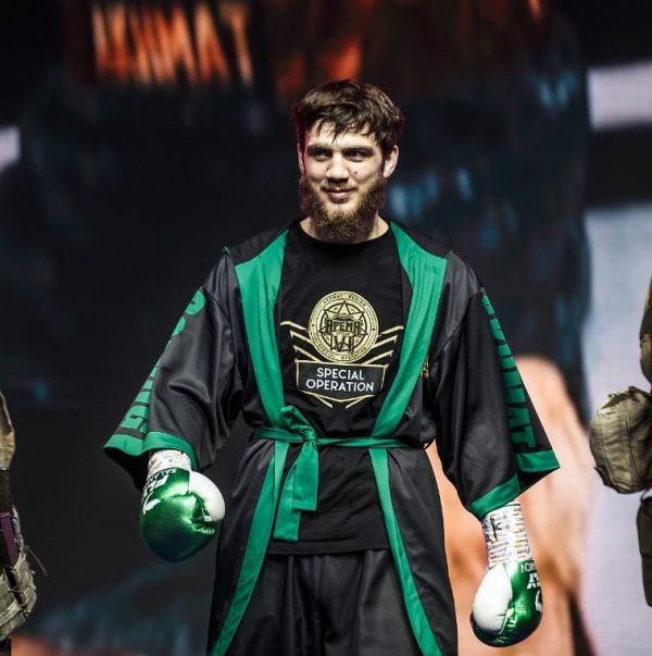 Умар Саламов в Грозном победил Сергея Екимова