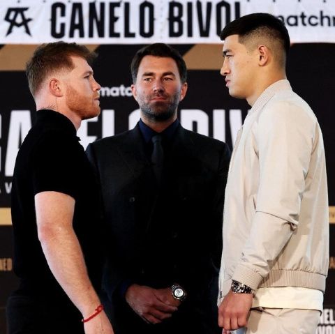 Дмитрий Бивол и Сауль Альварес впервые встретились перед очным боем