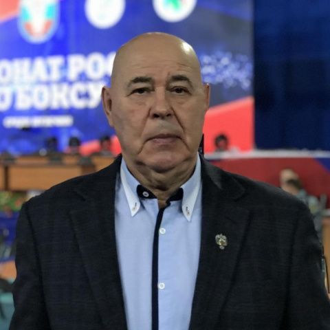 Поздравляем Михаила Будкина Поздравляем Михаила Будкина