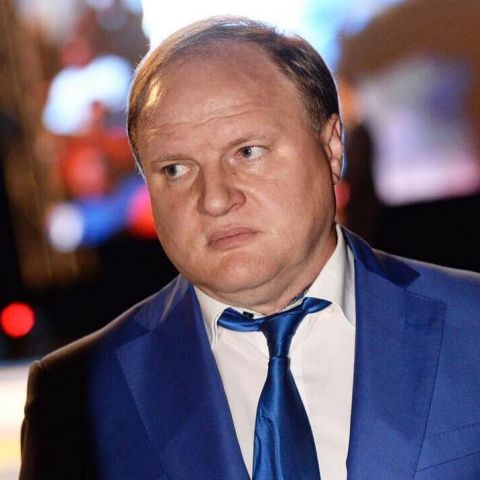 Владимир Хрюнов: 31 октября в прямом эфире ожидаем увидеть яркое зрелище – бой Мурата Гассиева