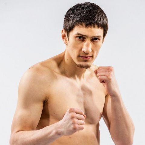 Заур Абдуллаев 22 февраля в Екатеринбурге проведет бой с экс-чемпионом в трех весовых категориях Хорхе Линаресом