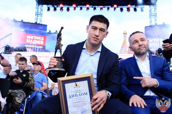 Дмитрий Бивол: на чемпионате мира желаю нашим ребятам быть уверенными в себе и слушать тренеров