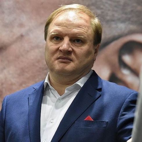 Поздравляем с днём рождения Владимира Хрюнова!