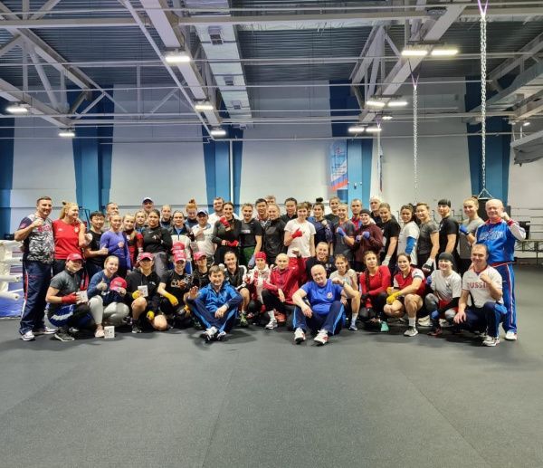 Женская сборная России завершила тренировочный сбор в Сочи