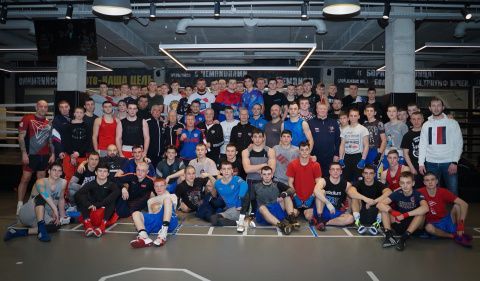 В Санкт-Петербурге началась международная матчевая встреча по боксу среди юниоров