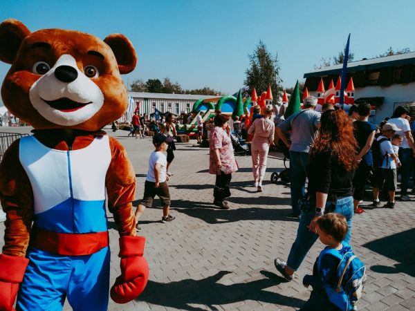 Фестиваль «Карусель истории» прошёл в Центре прогресса бокса 31 августа 