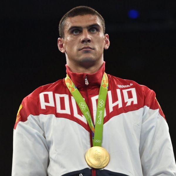 Евгений Тищенко: с радостью откликнулся на предложение стать волонтером и помочь людям в этот непростой момент