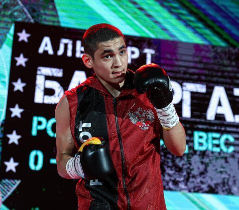 Альберт Батыргазиев проведёт пятый бой на профессиональном ринге