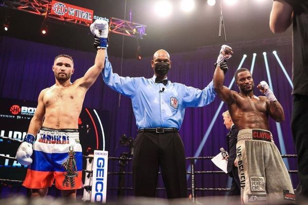 Бой Сергея Липинца и Кастио Клейтона завершился вничью