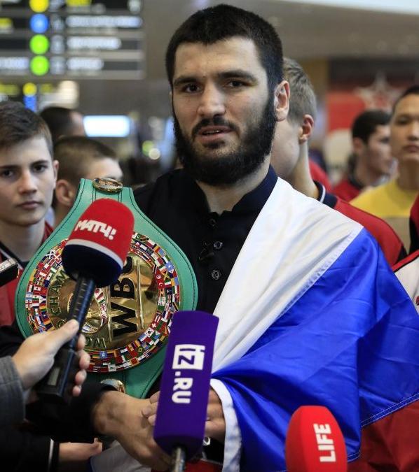 Поздравляем Артура Бетербиева