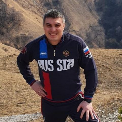 Поздравляем Владимира Фархутдинова Поздравляем Владимира Фархутдинова