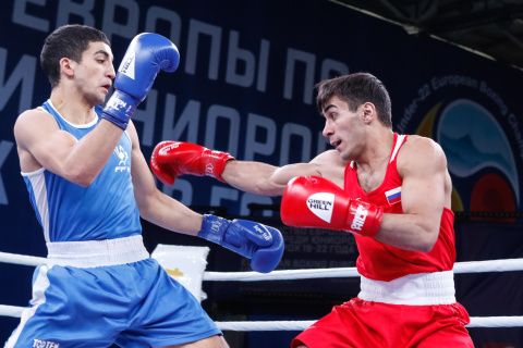 Российские боксеры одержали четыре победы во второй день первенства Европы 19-22 во Владикавказе