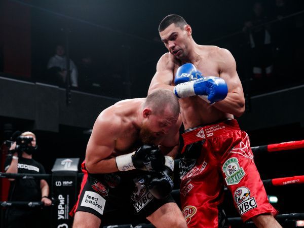 Евгений Тищенко в Екатеринбурге победил Дмитрия Кудряшова