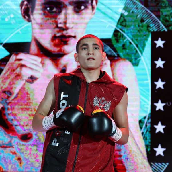 Альберт Батыргазиев: олимпийский бокс у меня на первом месте, но почему бы в «окна» не побоксировать по профи?