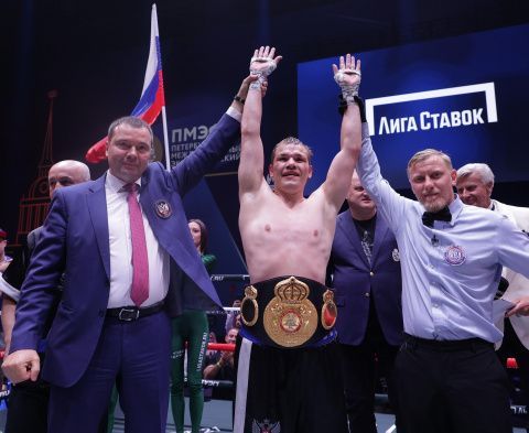 Федор Чудинов победил Либенберга в главном бою турнира в рамках ПМЭФ 
