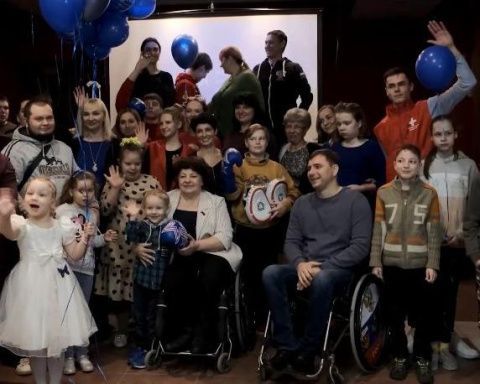 Федерация бокса России провела акцию во Всемирный день распространения информации о проблеме аутизма