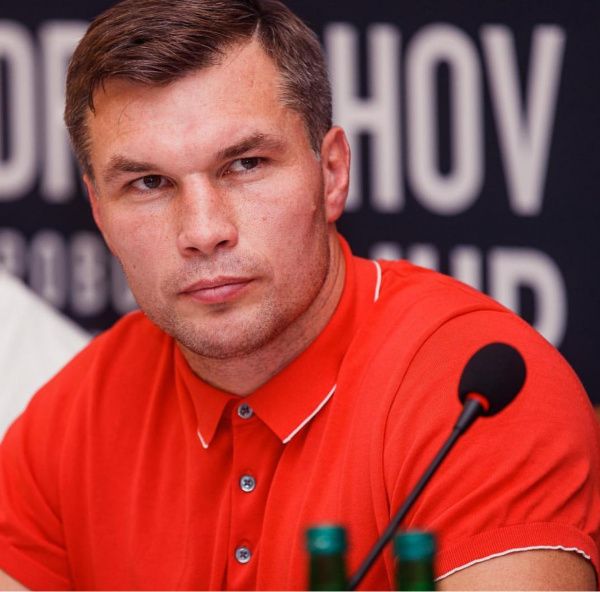 Григорий Дрозд: вижу Алексея Папина достаточно серьезным фаворитом в бою с Русланом Файфером